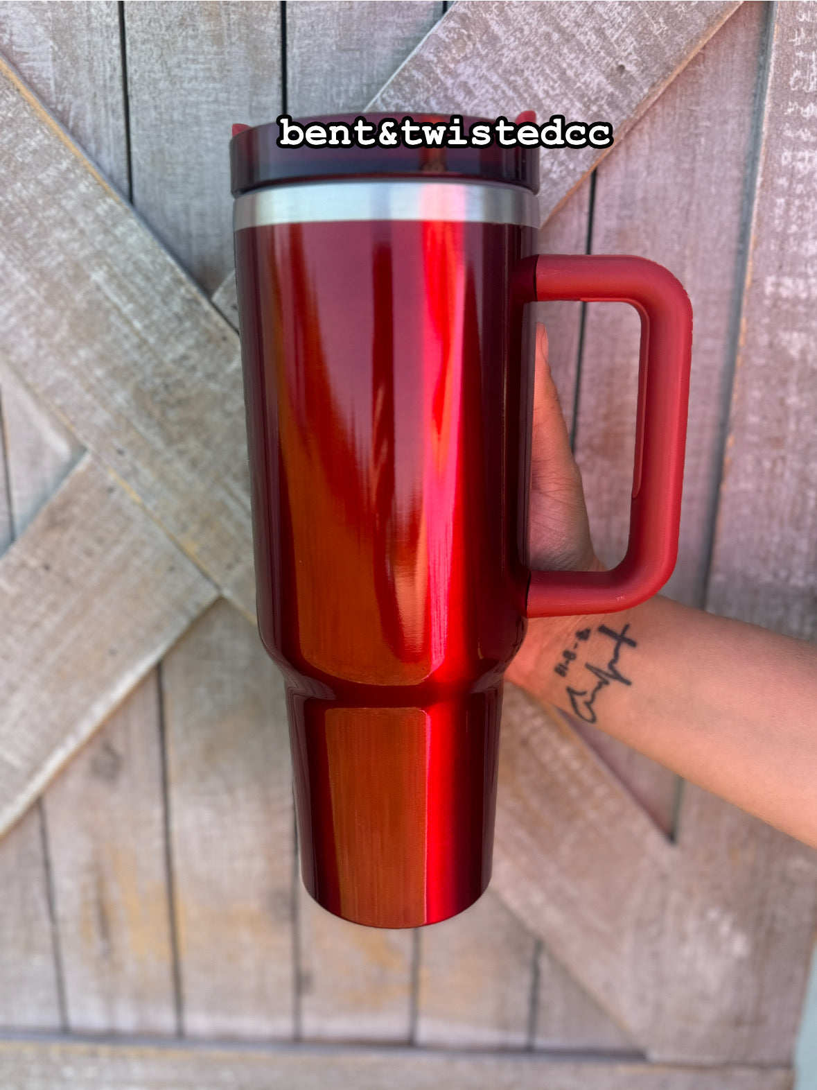 40oz 2.0 tumbler ( no straw )